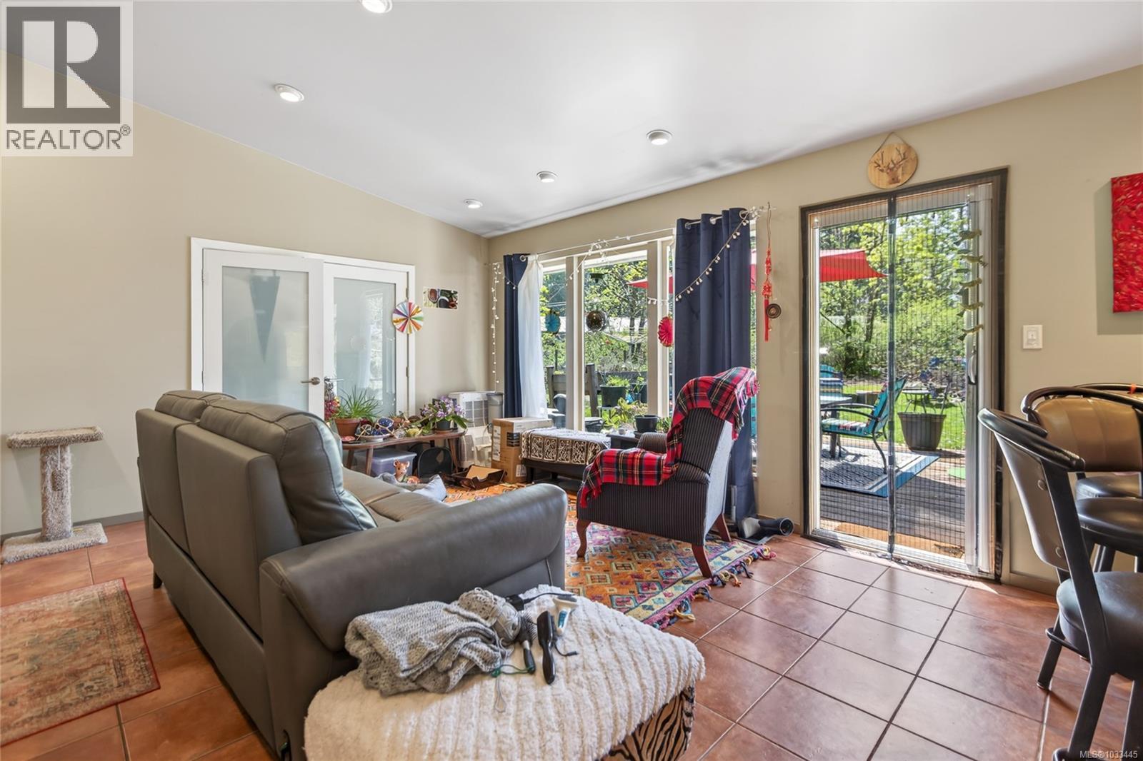 4287,4289 Marsden Rd - 94