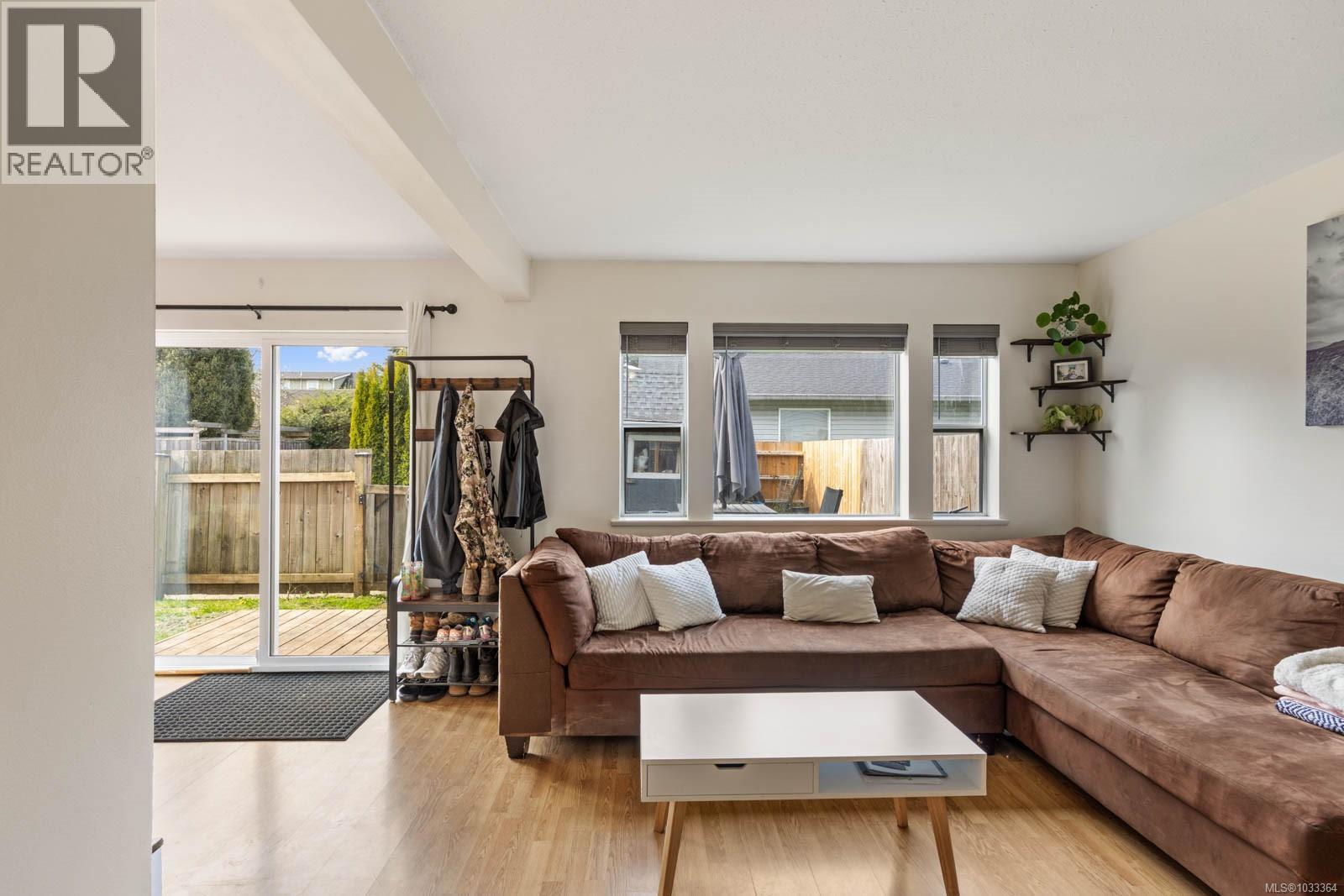 #B 345 Menzies Ave - 7