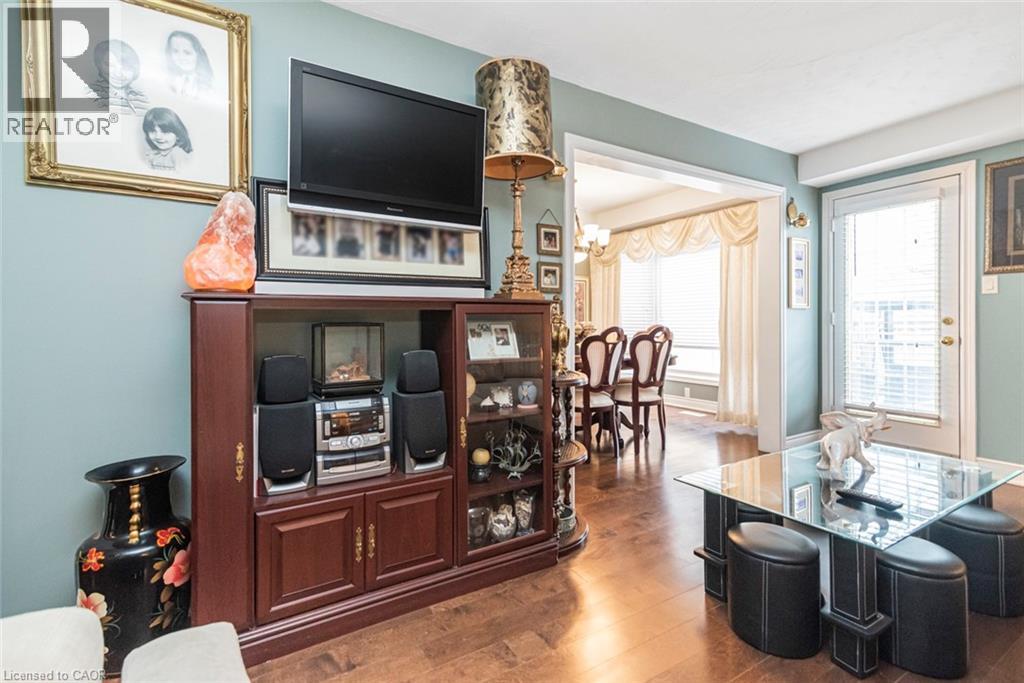 255 MOUNT ALBION Road Unit# 22, Hamilton, Ontario, L8K6P7 — Photo 9