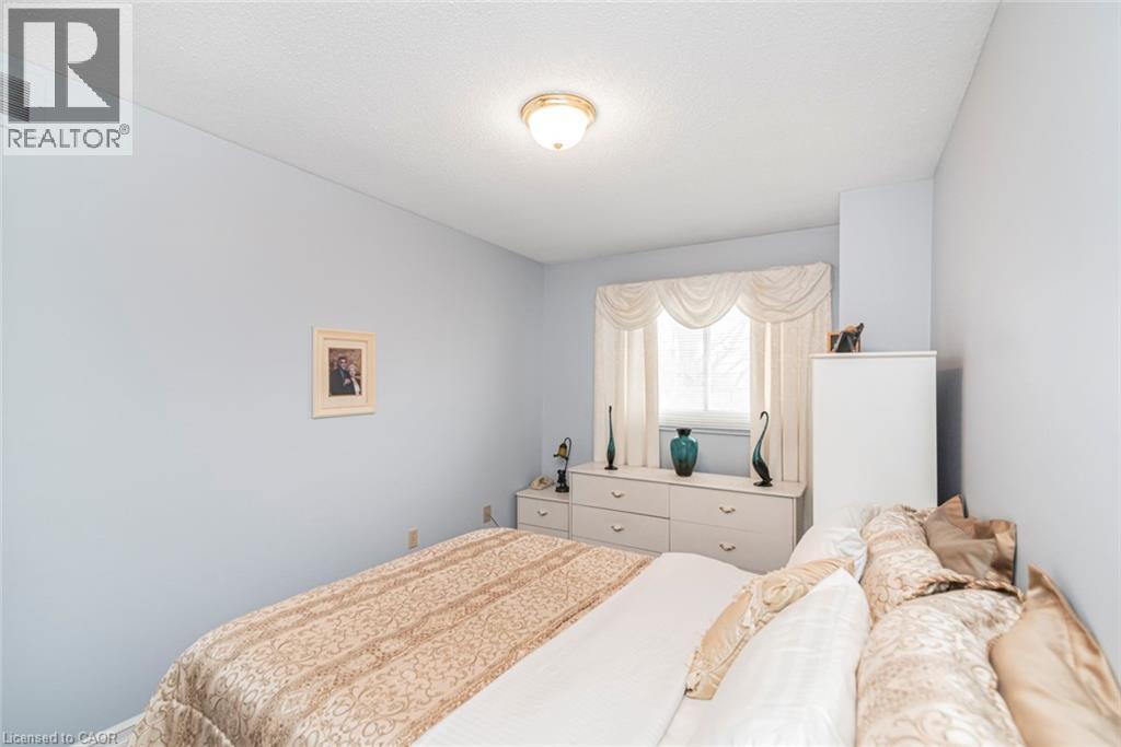 255 MOUNT ALBION Road Unit# 22, Hamilton, Ontario, L8K6P7 — Photo 25