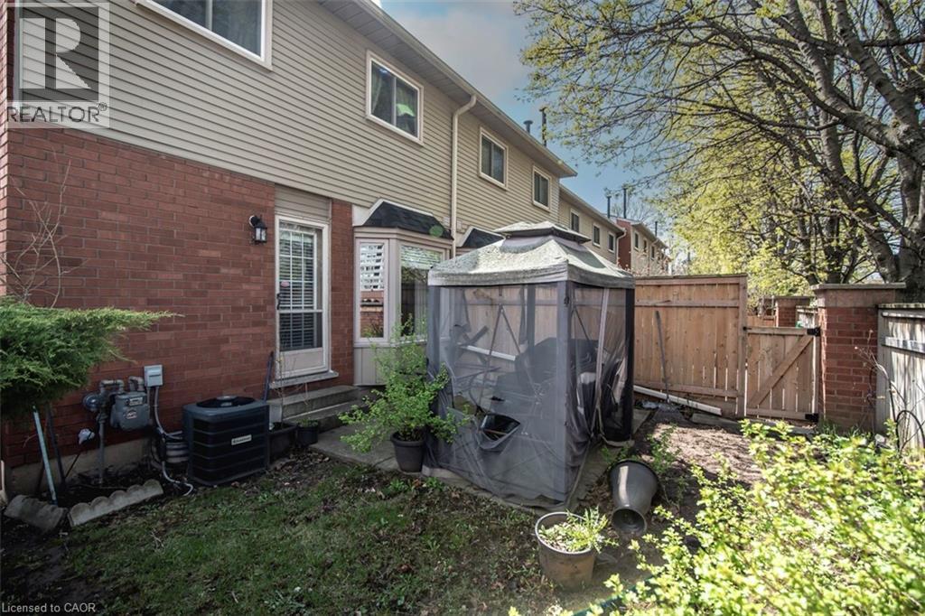 255 MOUNT ALBION Road Unit# 22, Hamilton, Ontario, L8K6P7 — Photo 48