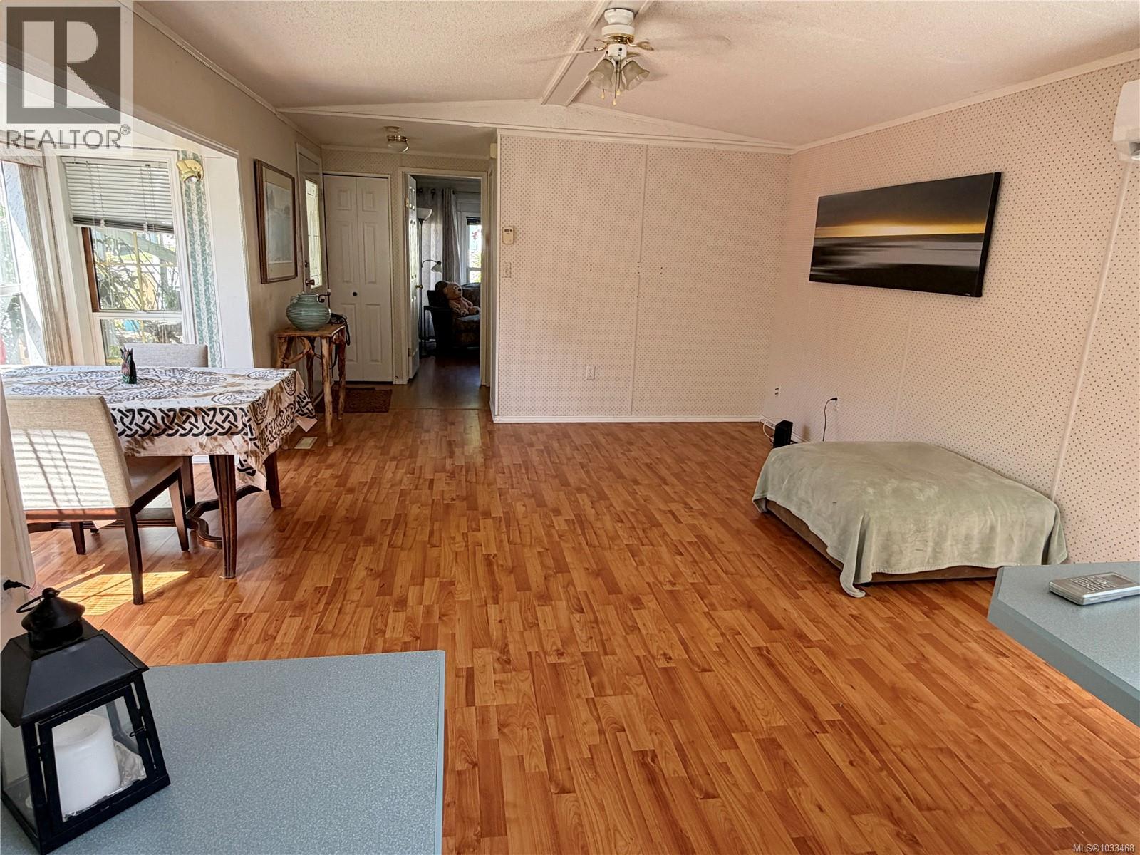 3963 Valewood Dr - Image 3