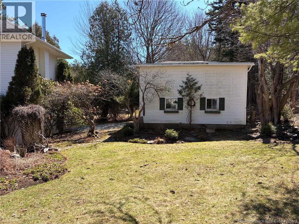 88 Green Road - 45