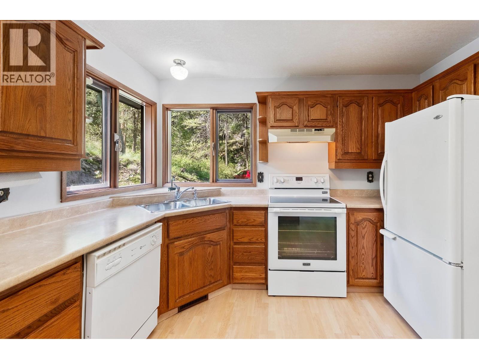 9276 Chinook Road, Vernon