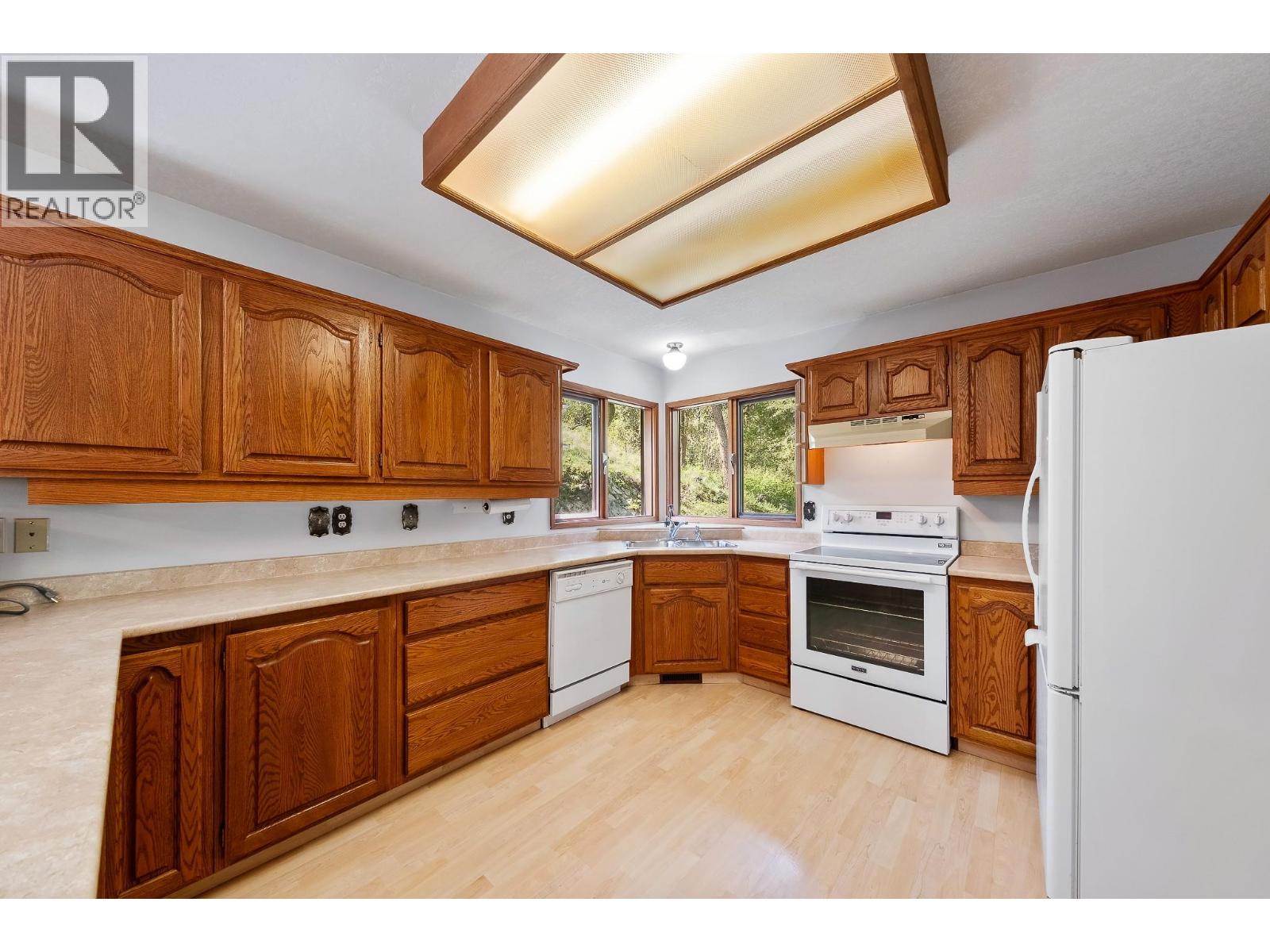 9276 Chinook Road, Vernon