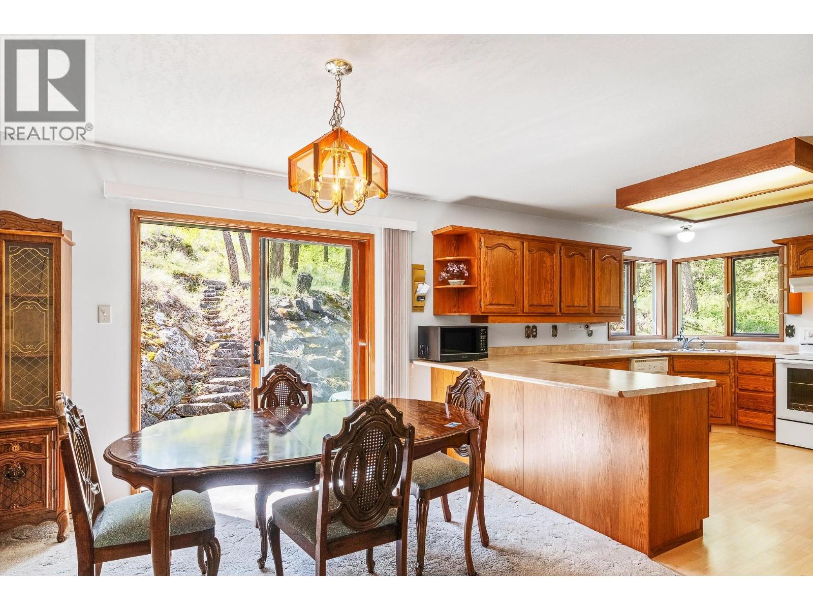 9276 Chinook Road, Vernon