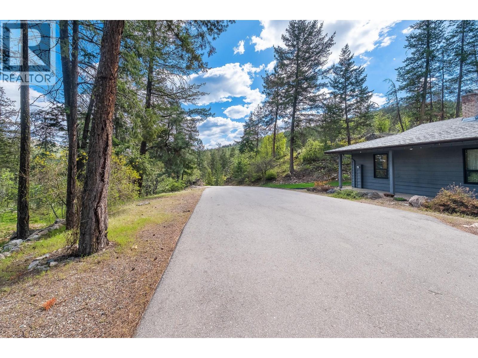 9276 Chinook Road, Vernon