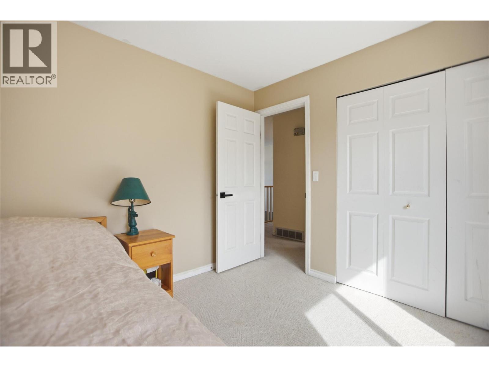 2890 SCOTT Place - 27