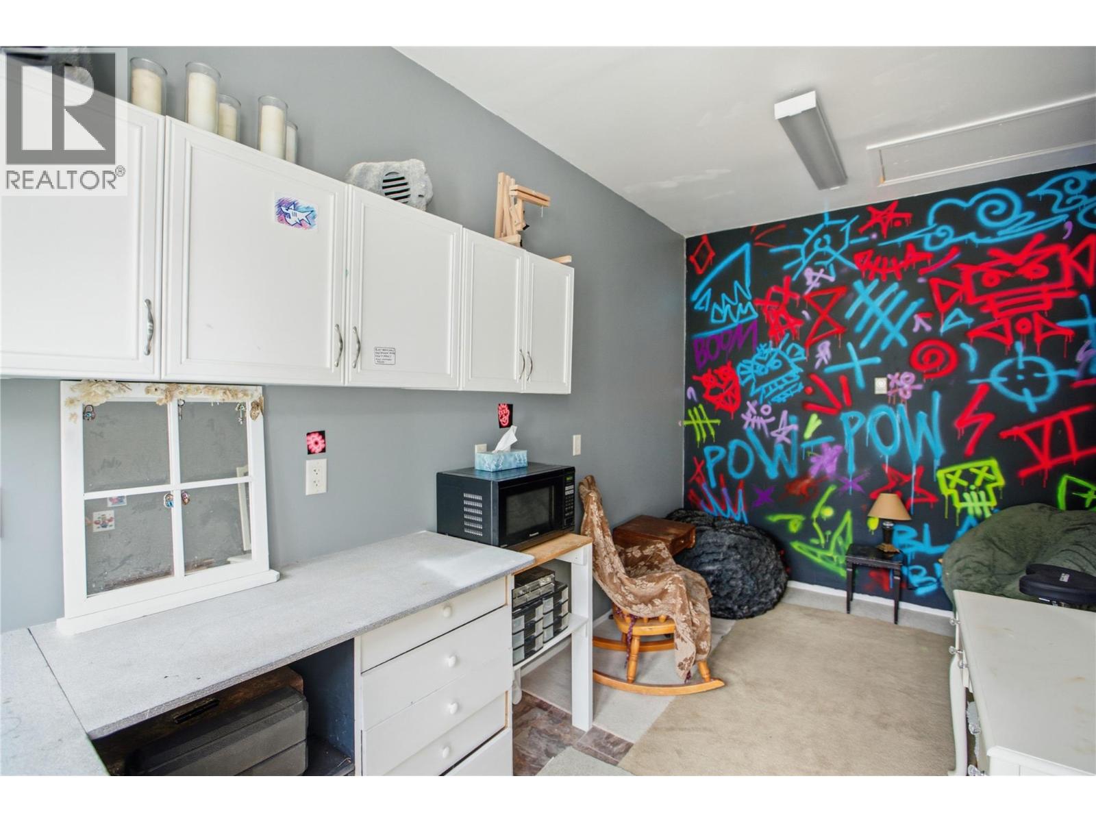 2890 SCOTT Place - 35