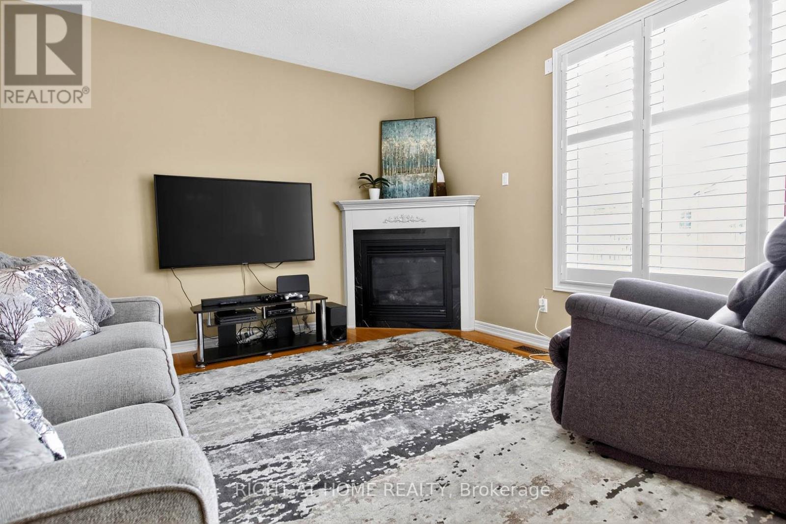 7 MESSINA AVENUE - 16
