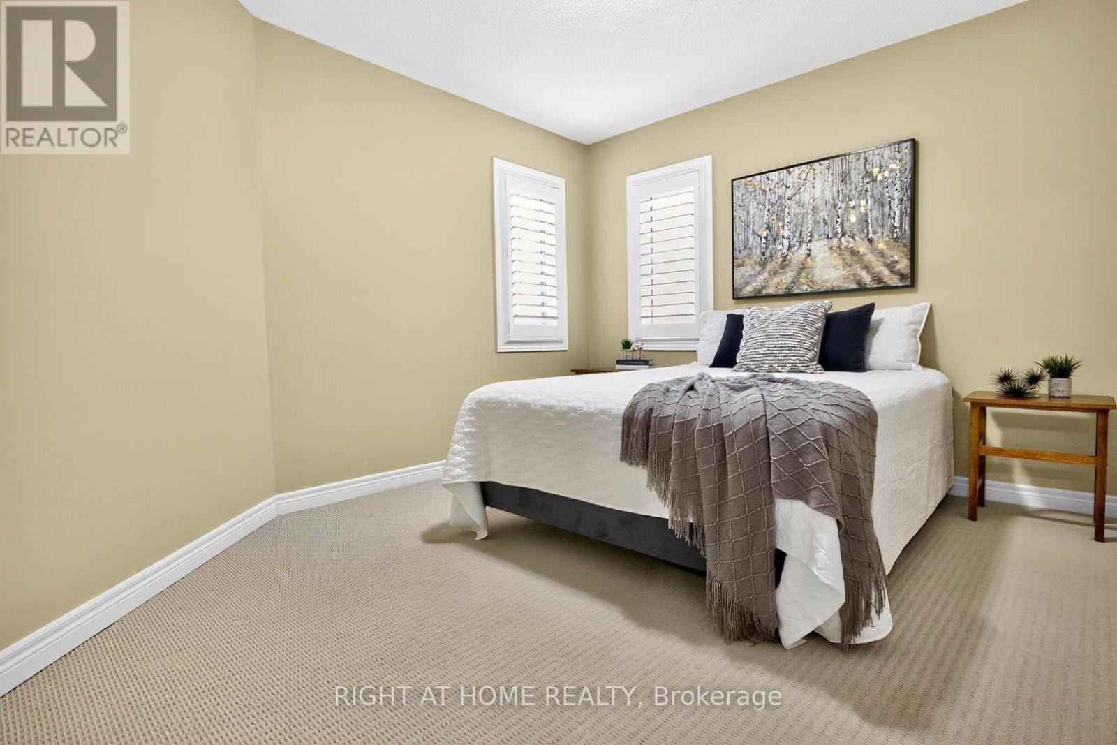 7 MESSINA AVENUE - 24