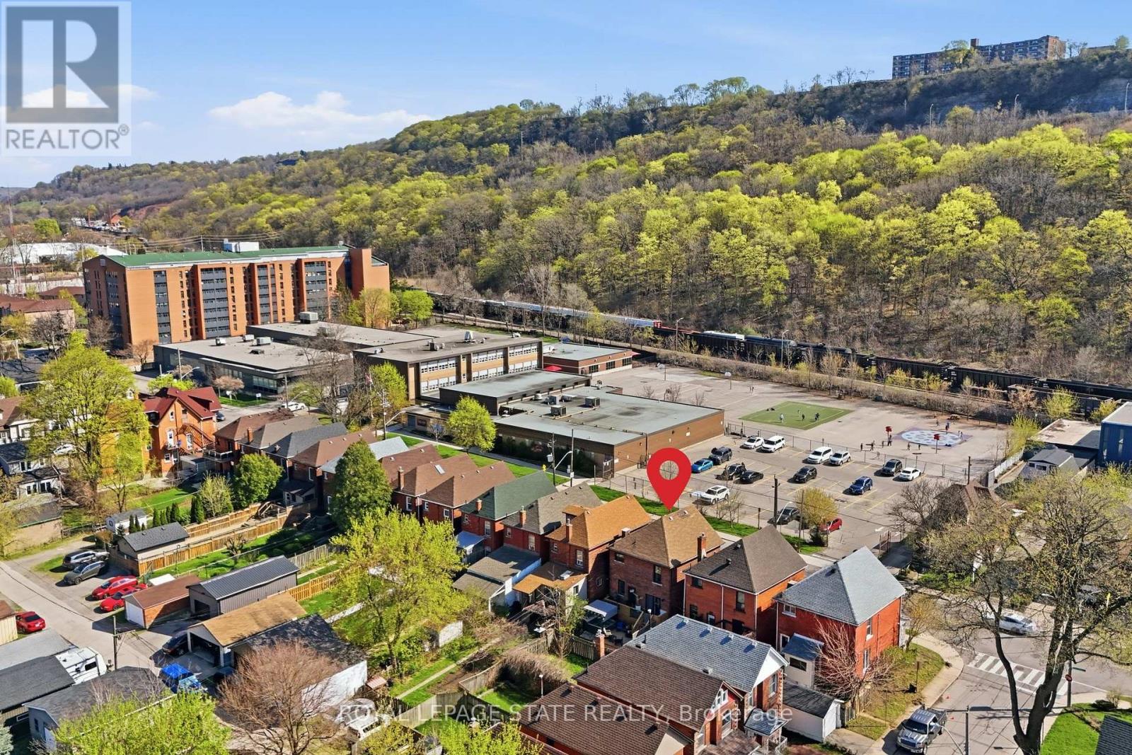 361 CUMBERLAND AVENUE - 43