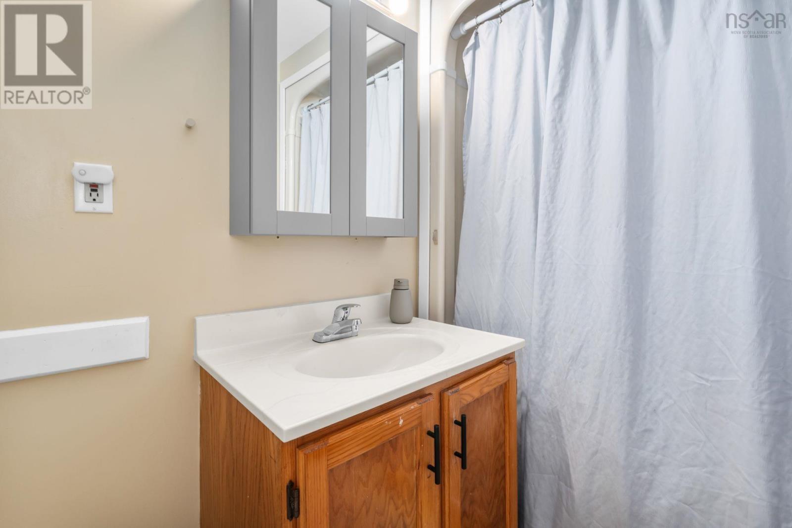 Property 22 of 30 of 145 Highway 277