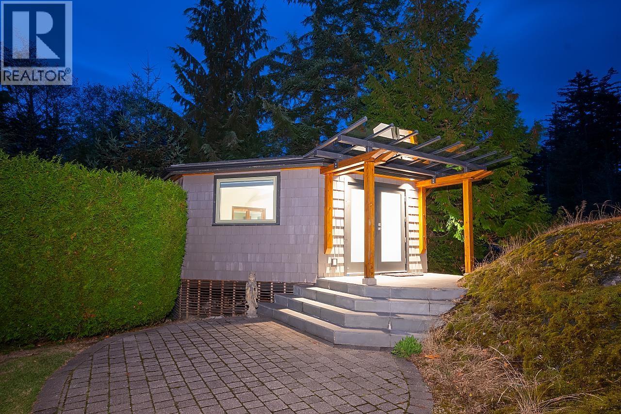 431 JOSEPHINE DRIVE — photo 35
