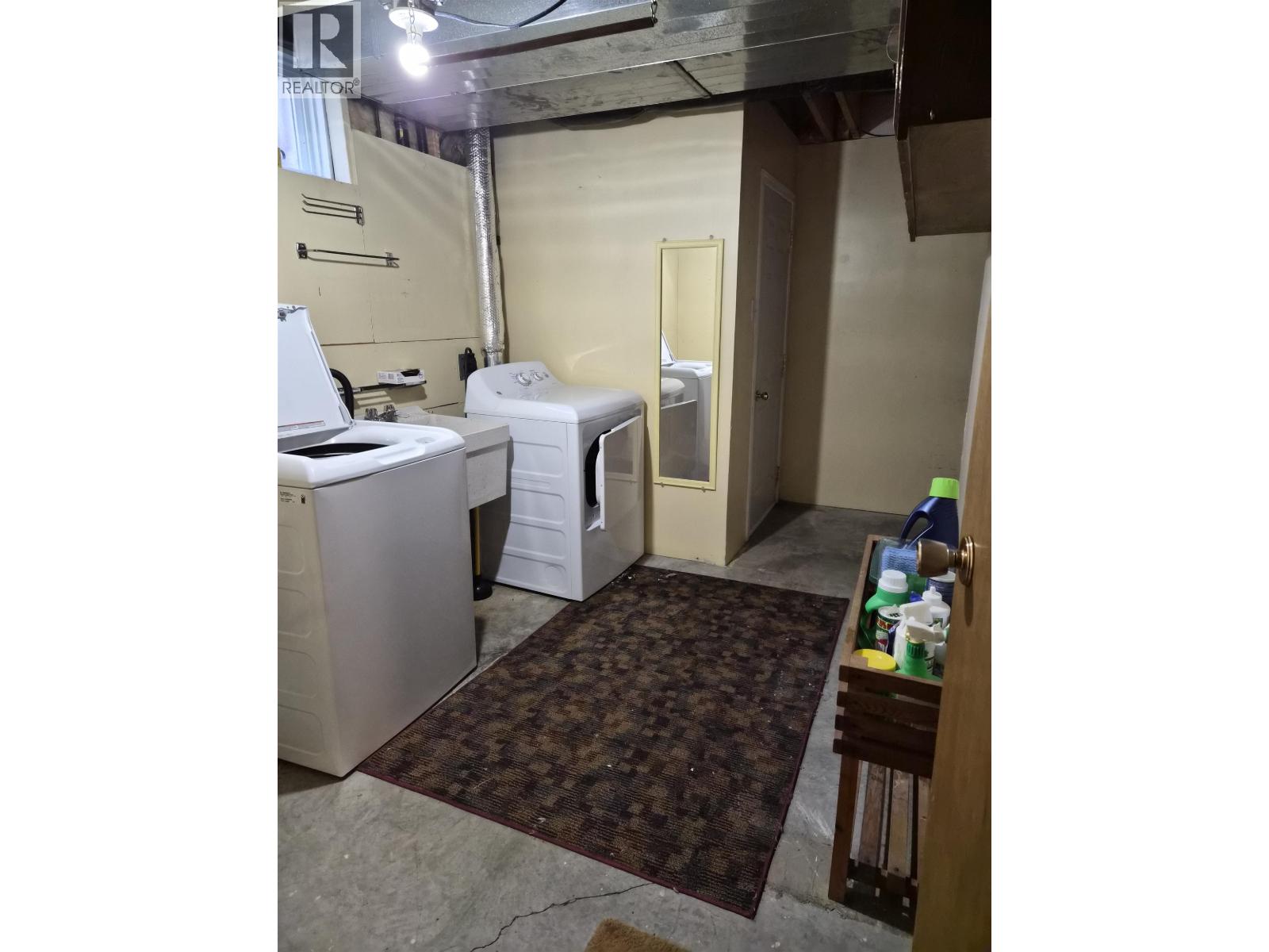 1351 JARVIS STREET - 13