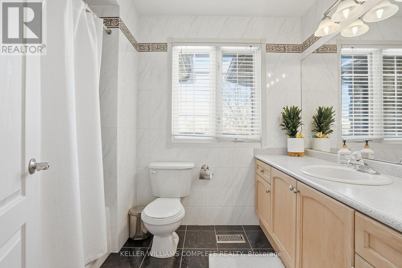 37 SOUTHCREEK DRIVE — photo 33