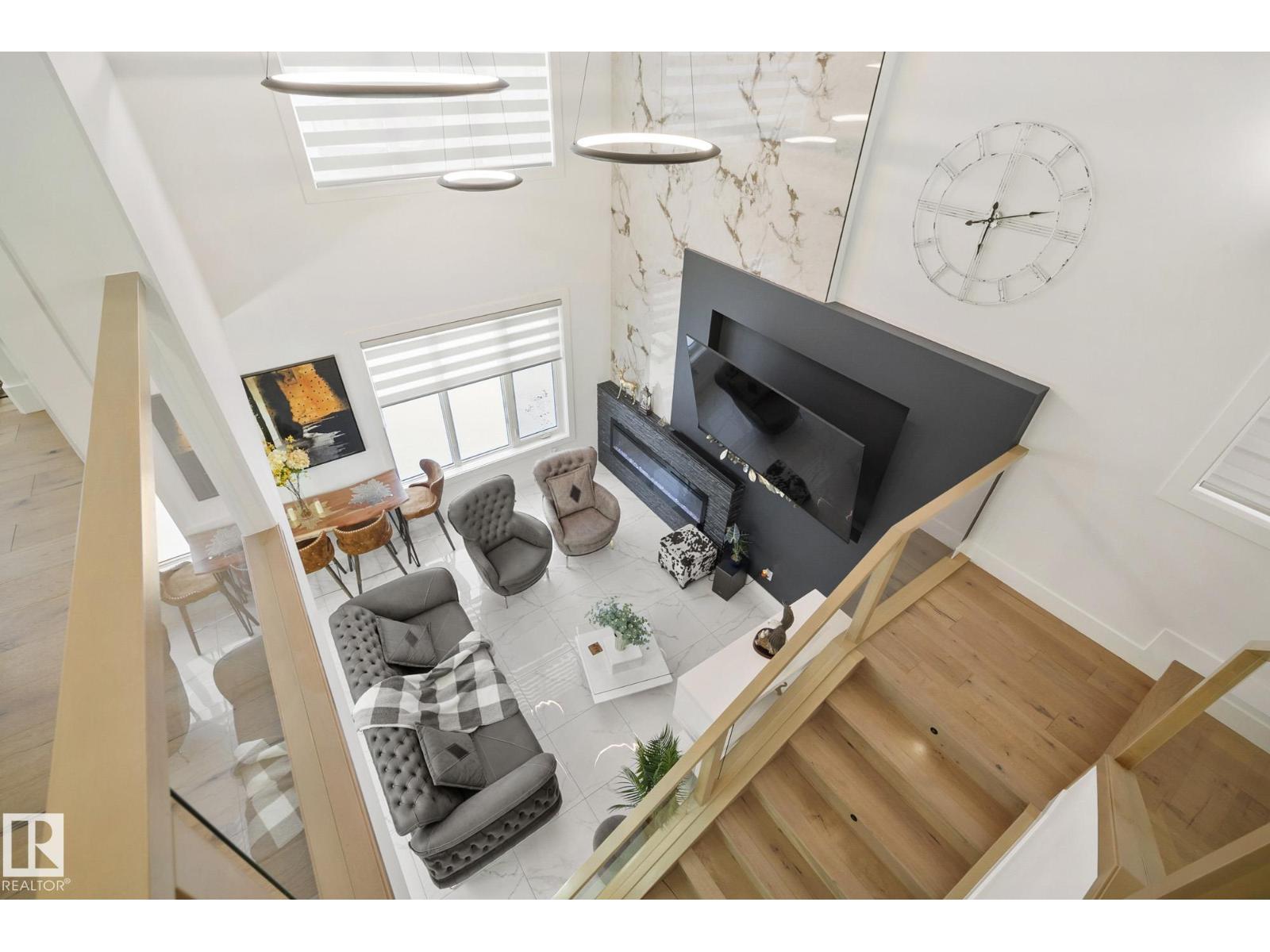 1108 150 AV NW, Edmonton