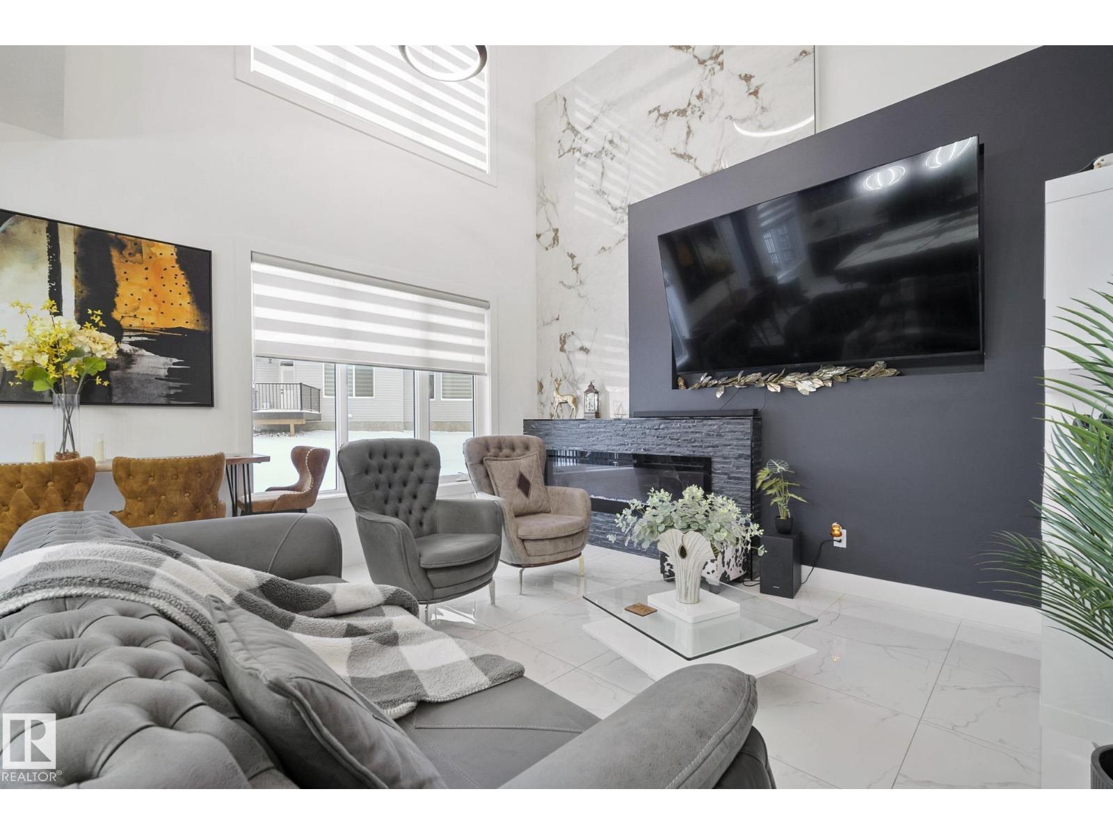 1108 150 AV NW, Edmonton