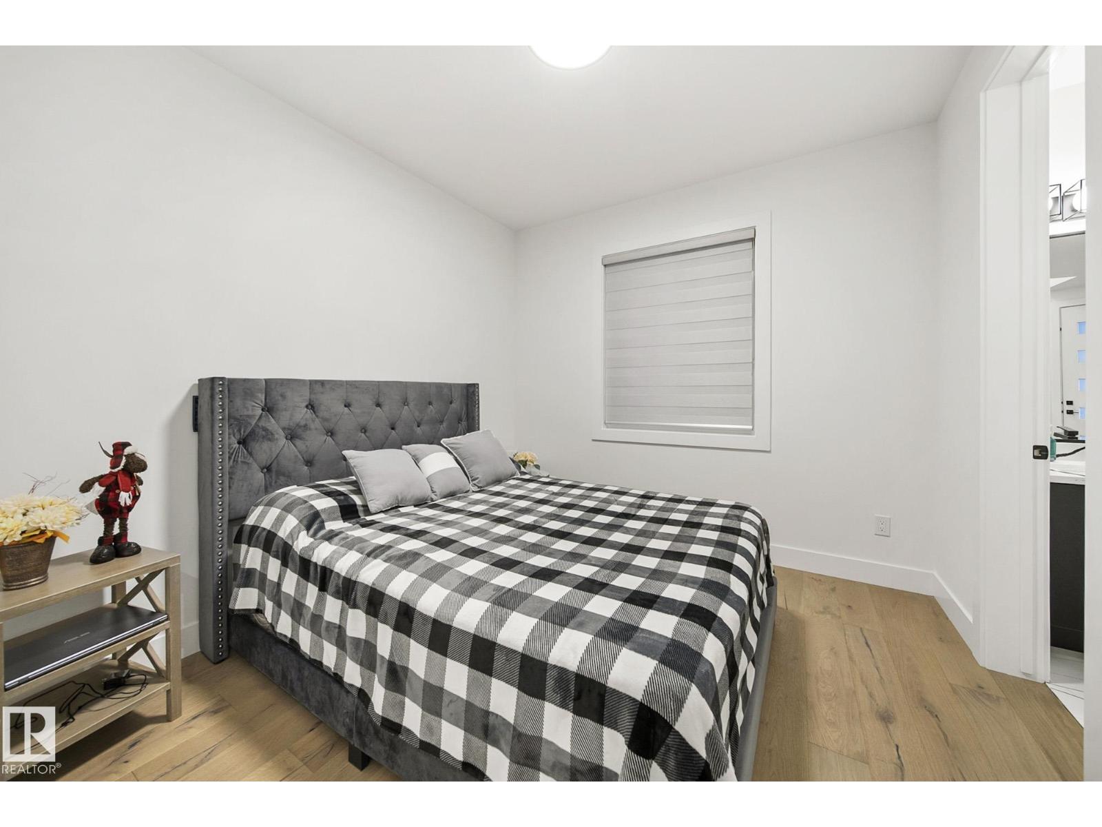 1108 150 AV NW, Edmonton