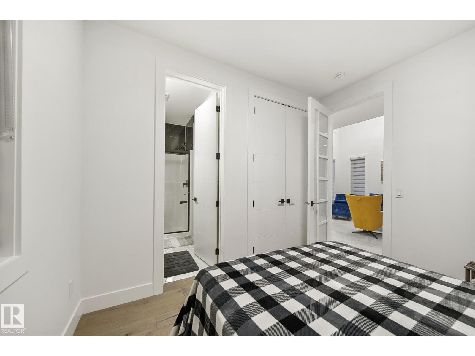 1108 150 AV NW, Edmonton