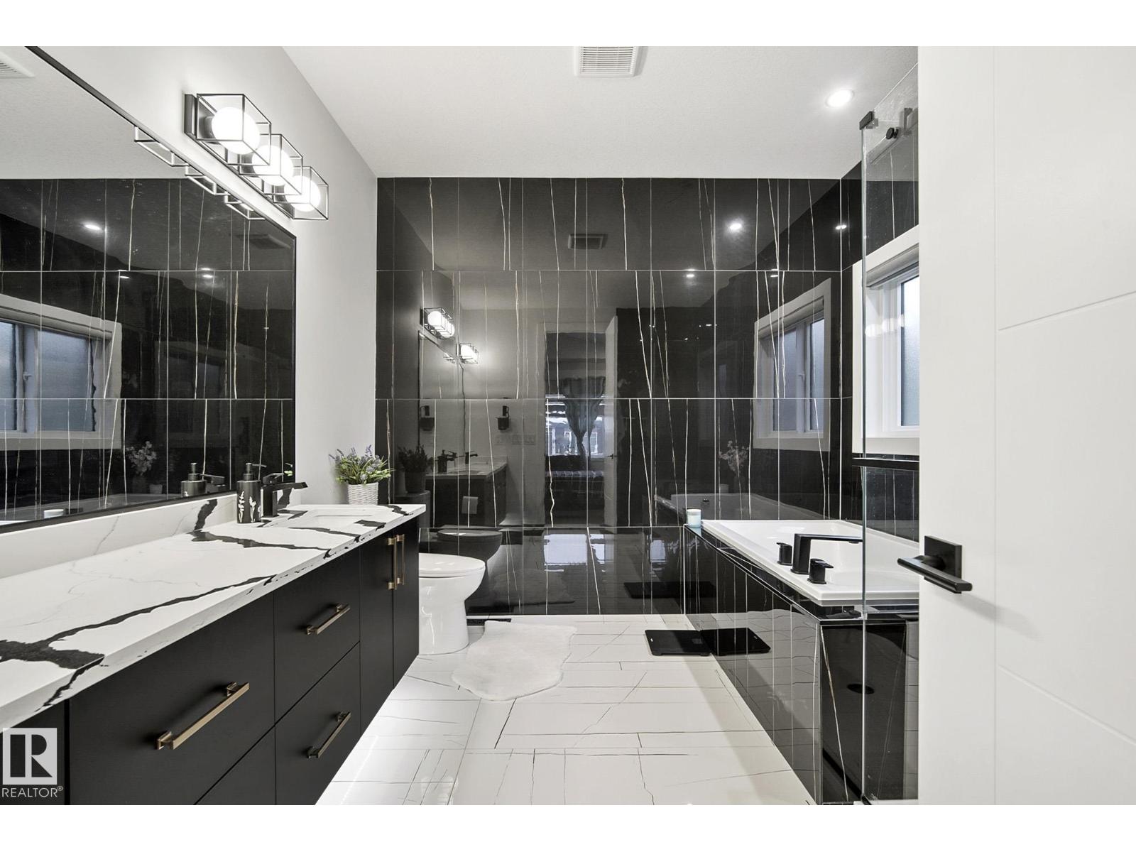 1108 150 AV NW, Edmonton