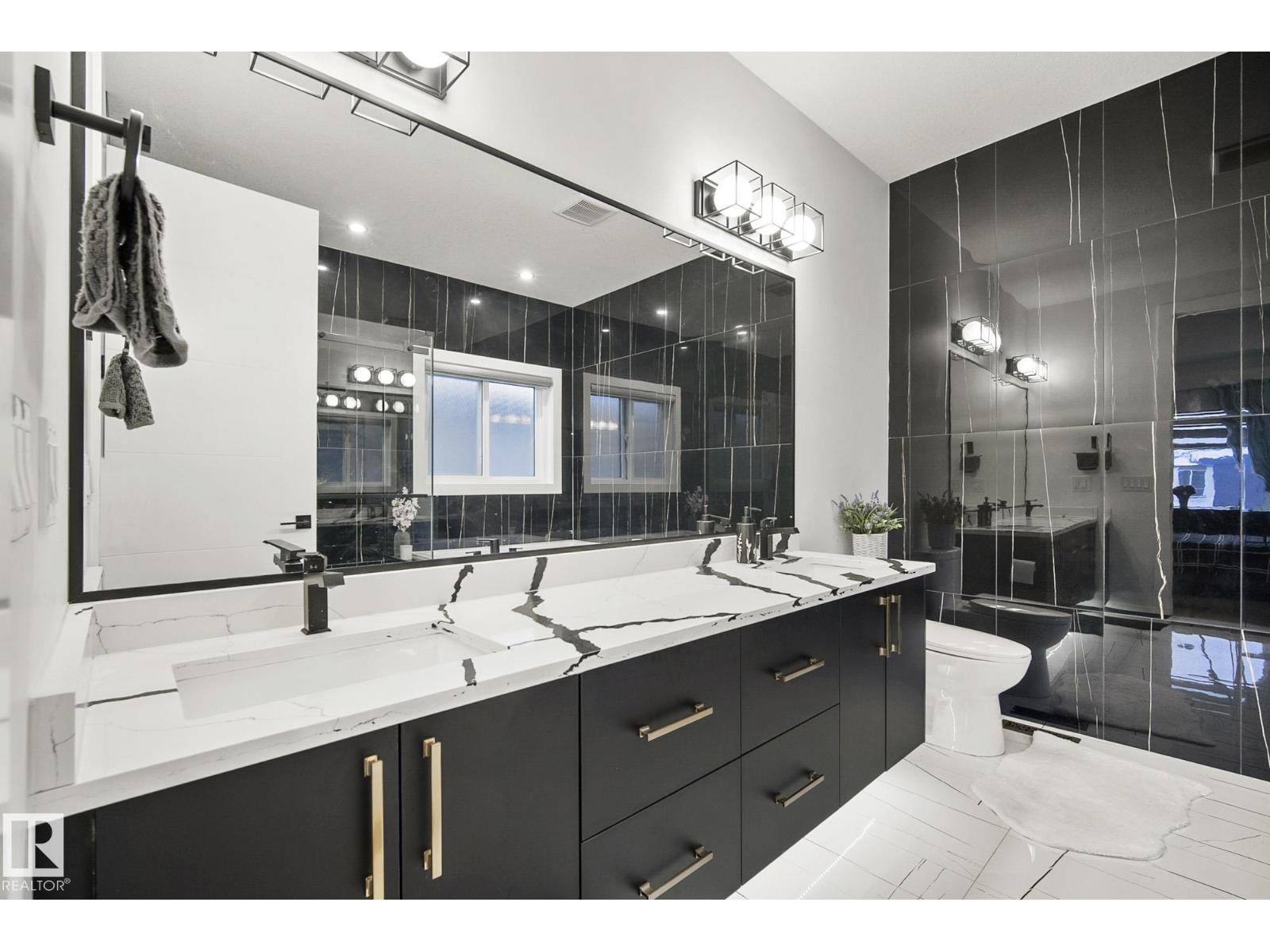 1108 150 AV NW, Edmonton