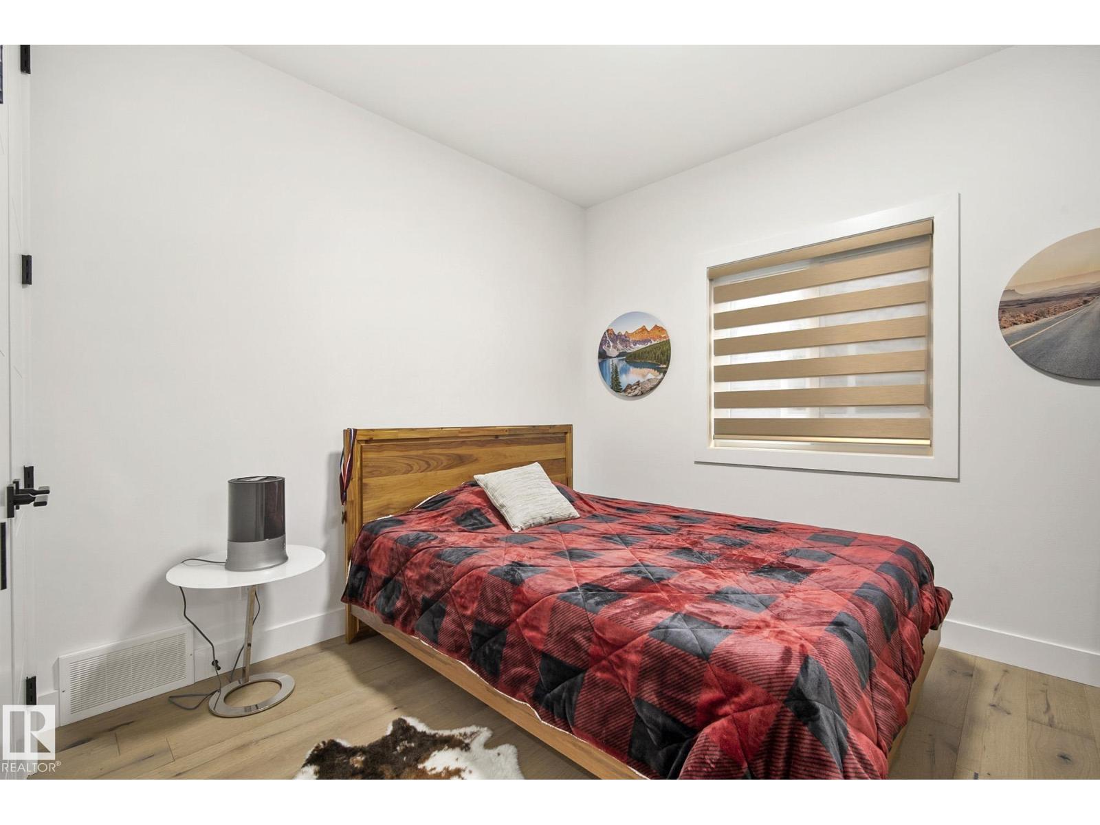 1108 150 AV NW, Edmonton