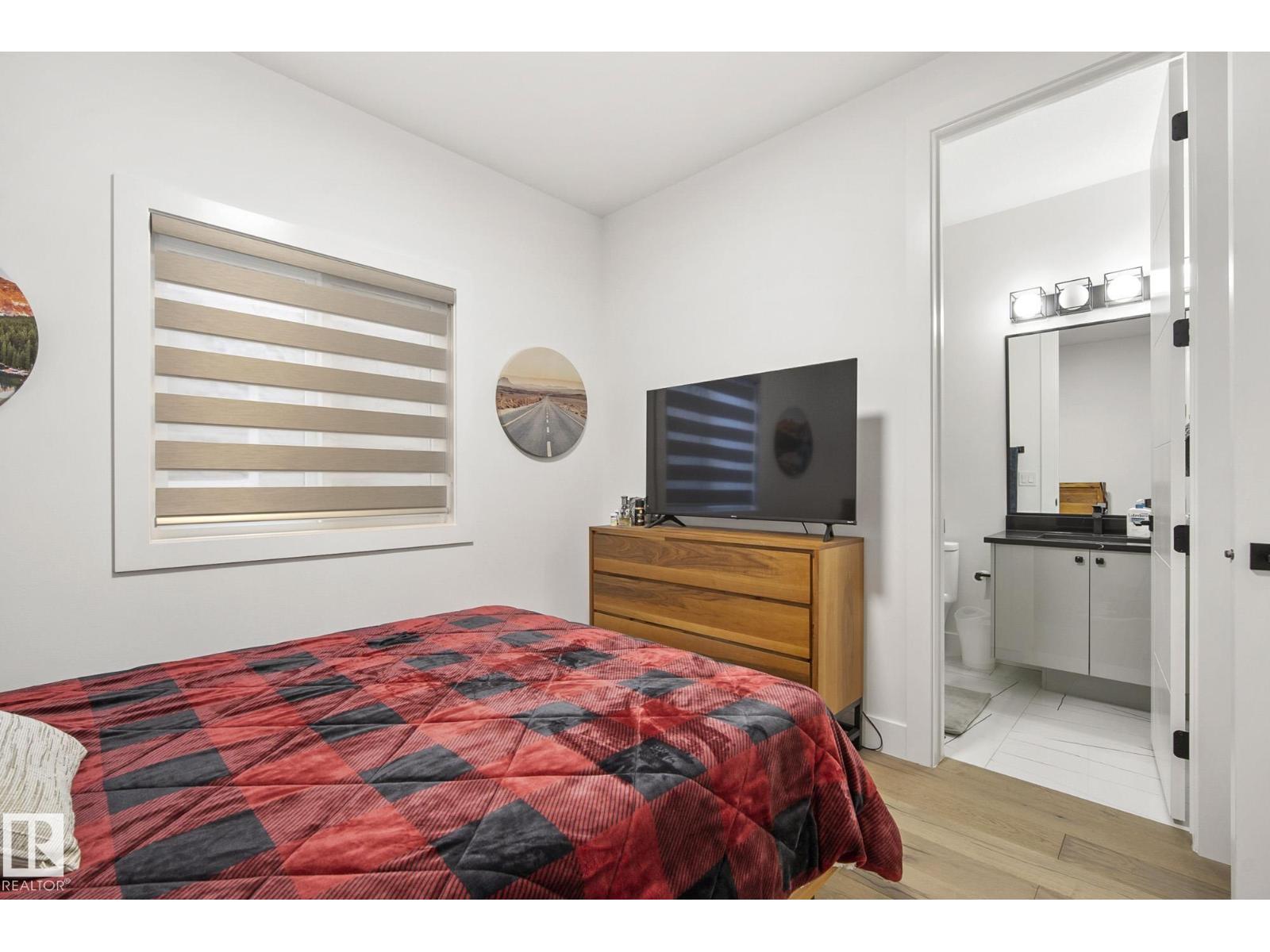 1108 150 AV NW, Edmonton