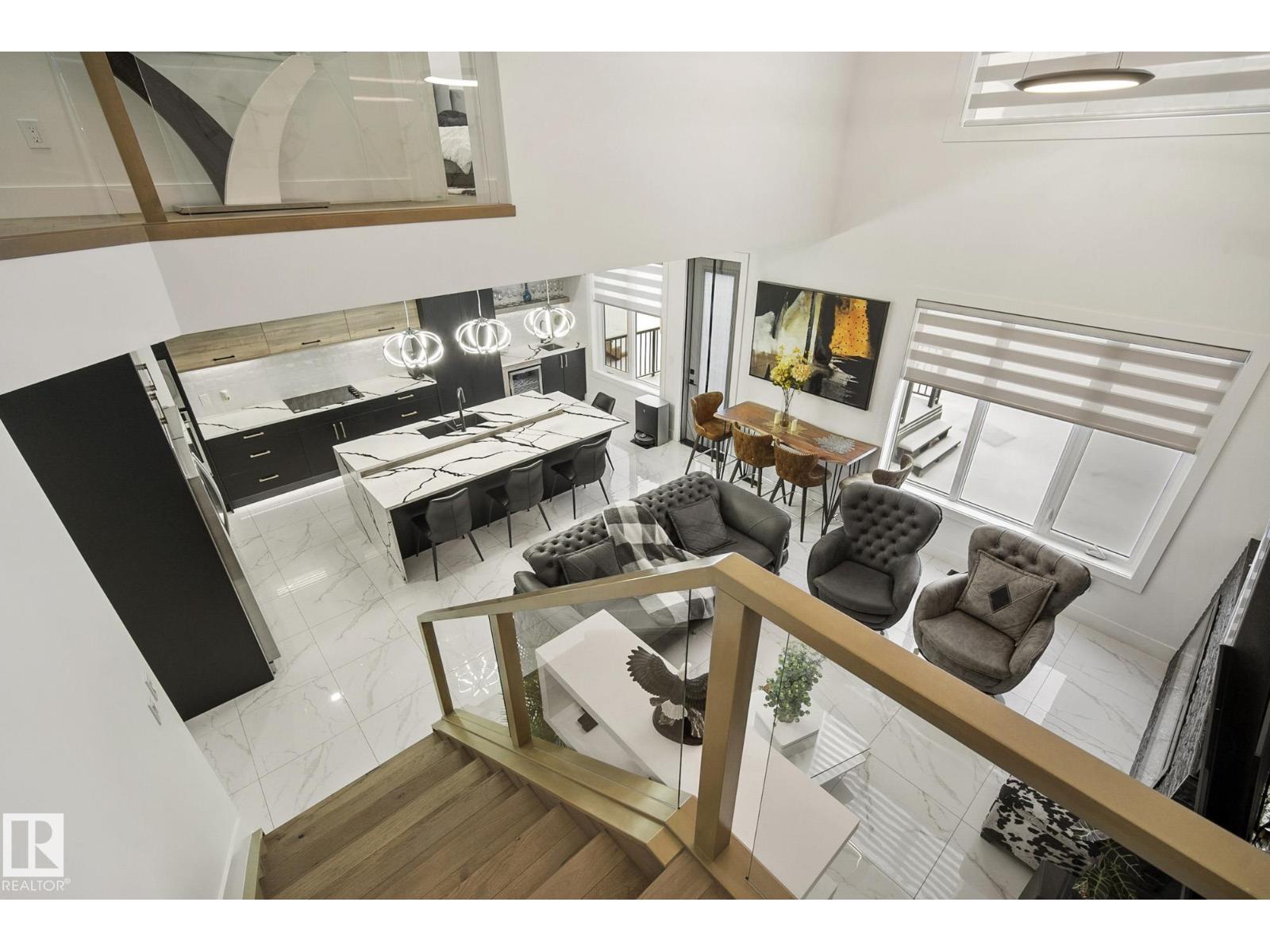 1108 150 AV NW, Edmonton
