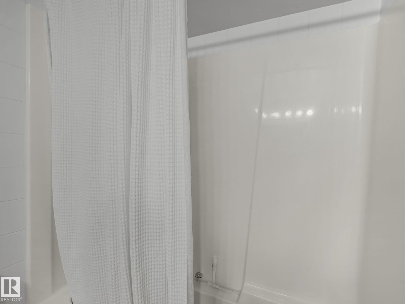 #1005 9939 109 ST NW, Edmonton