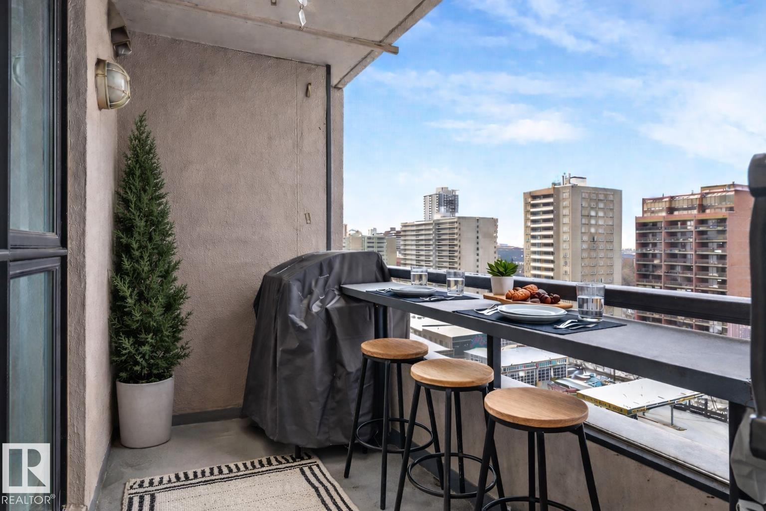 #1005 9939 109 ST NW, Edmonton