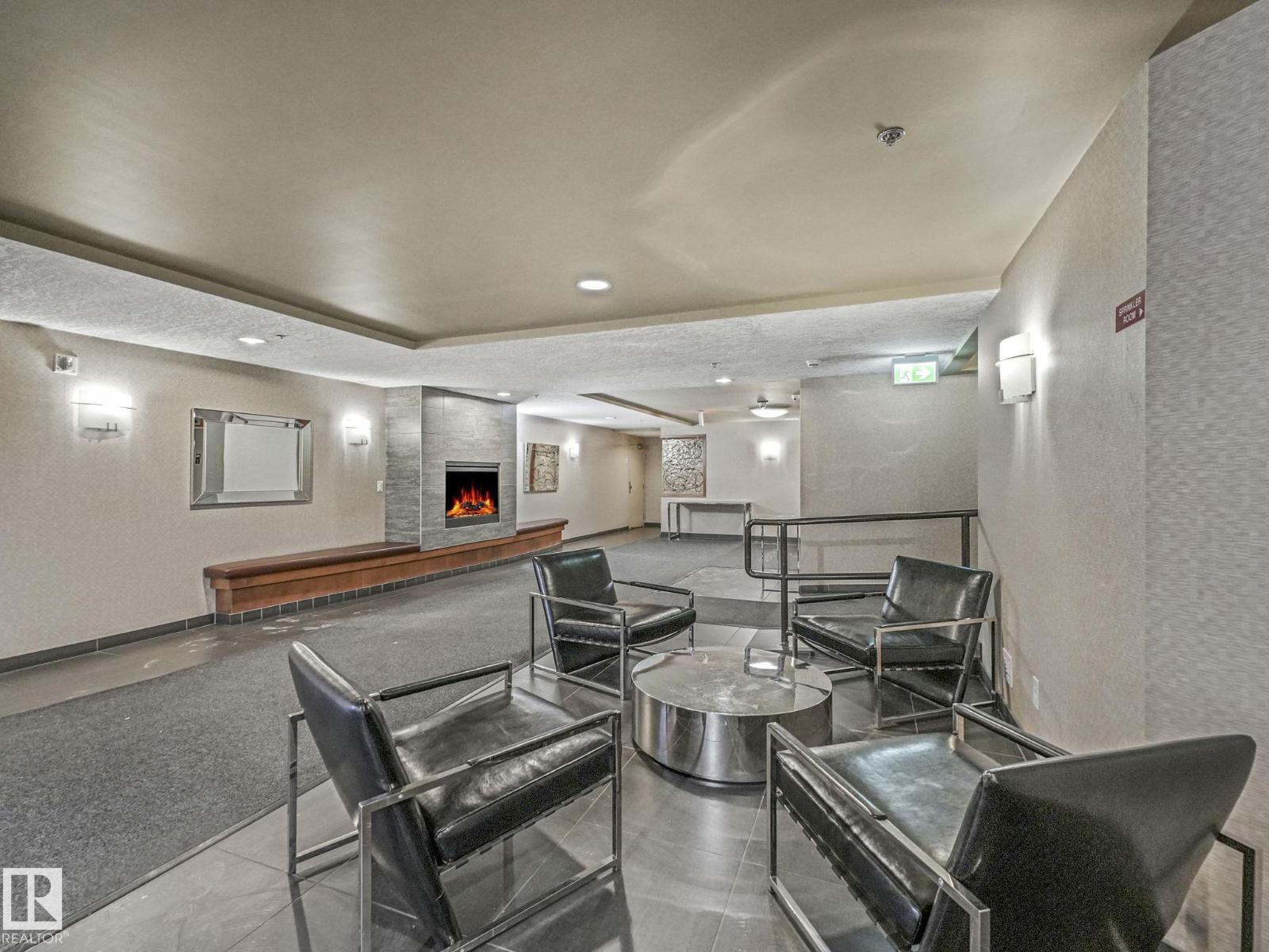 #1005 9939 109 ST NW, Edmonton