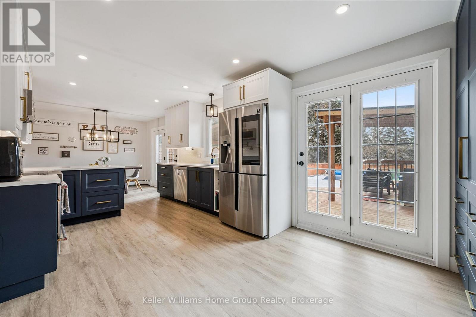 17 CARMINE PLACE - 17
