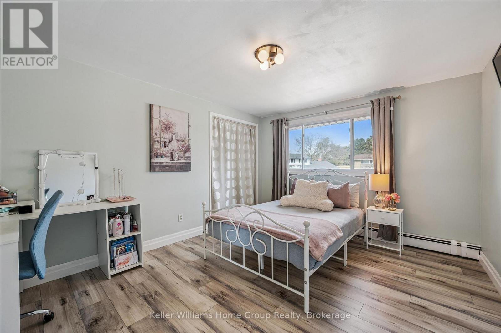 17 CARMINE PLACE - 24