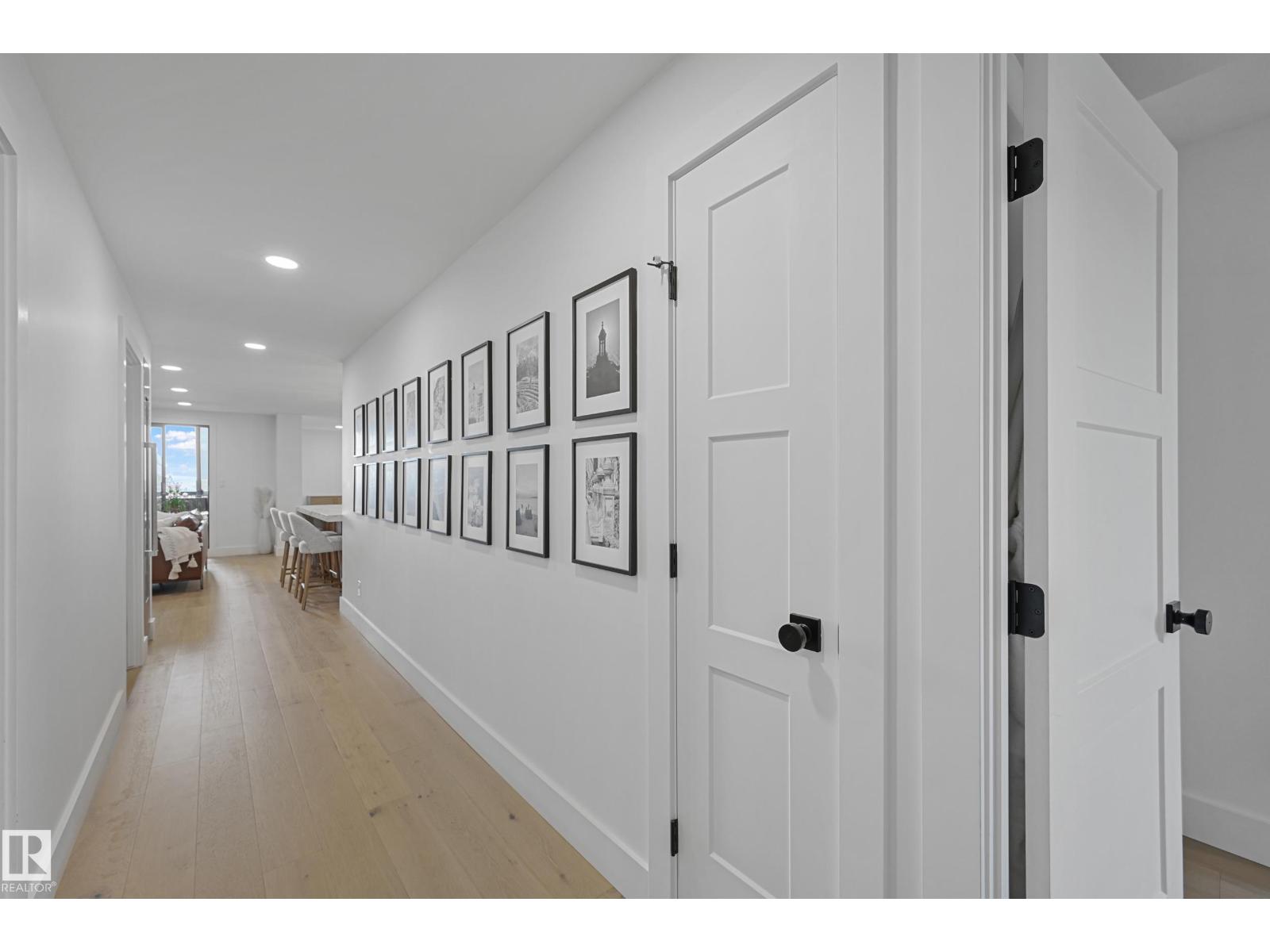 #701 11503 100 AV NW, Edmonton