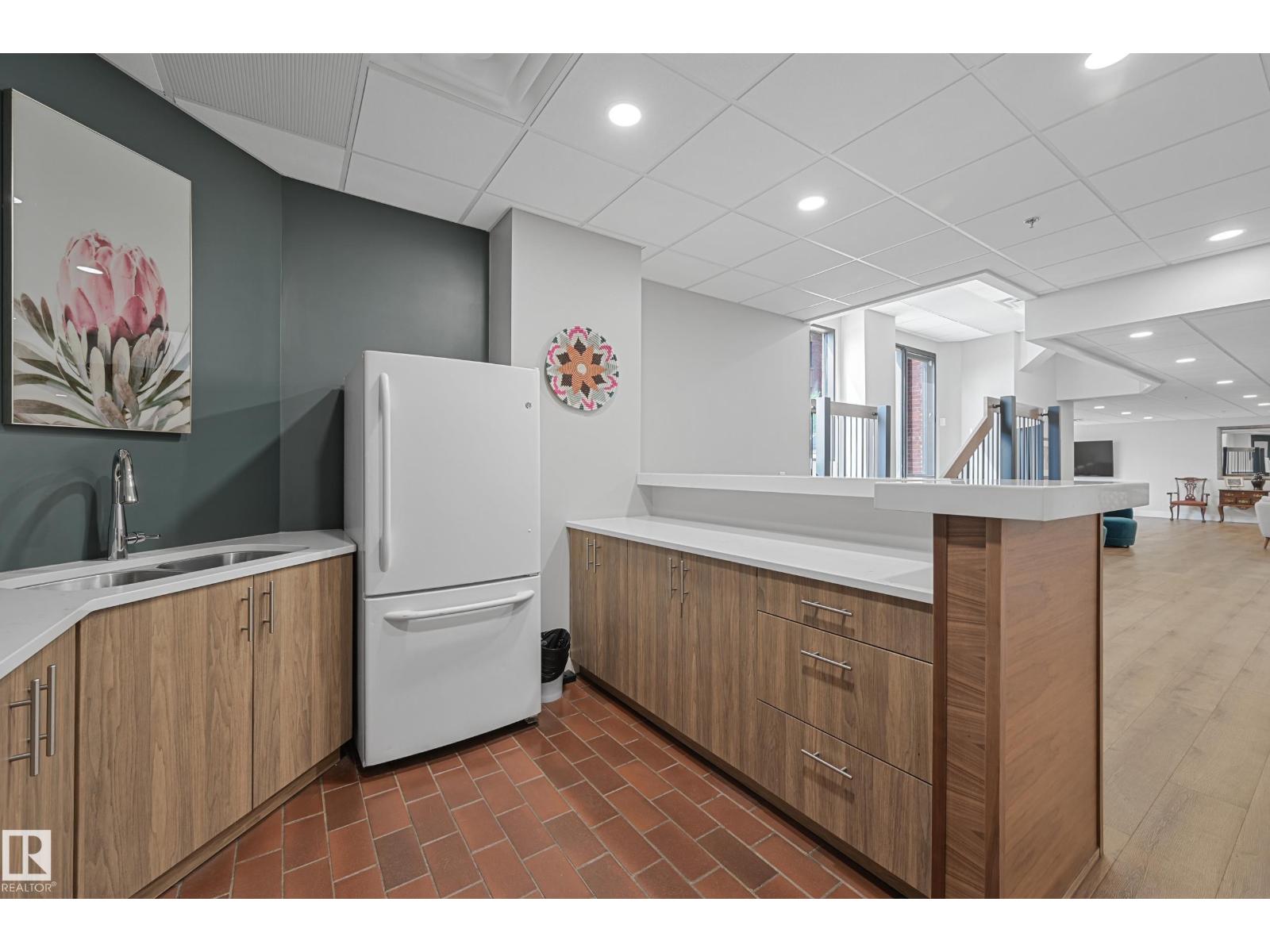 #701 11503 100 AV NW, Edmonton