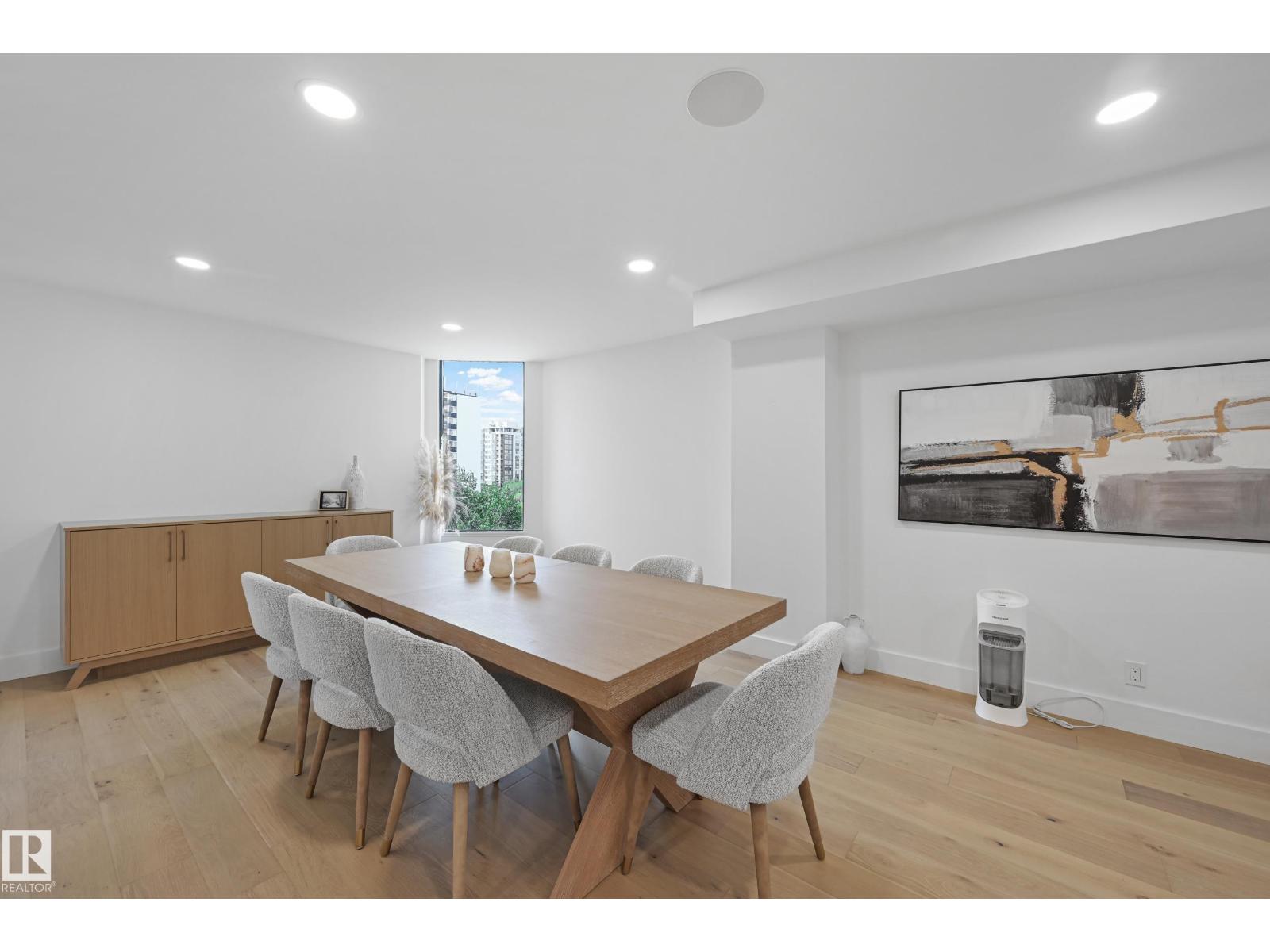 #701 11503 100 AV NW, Edmonton