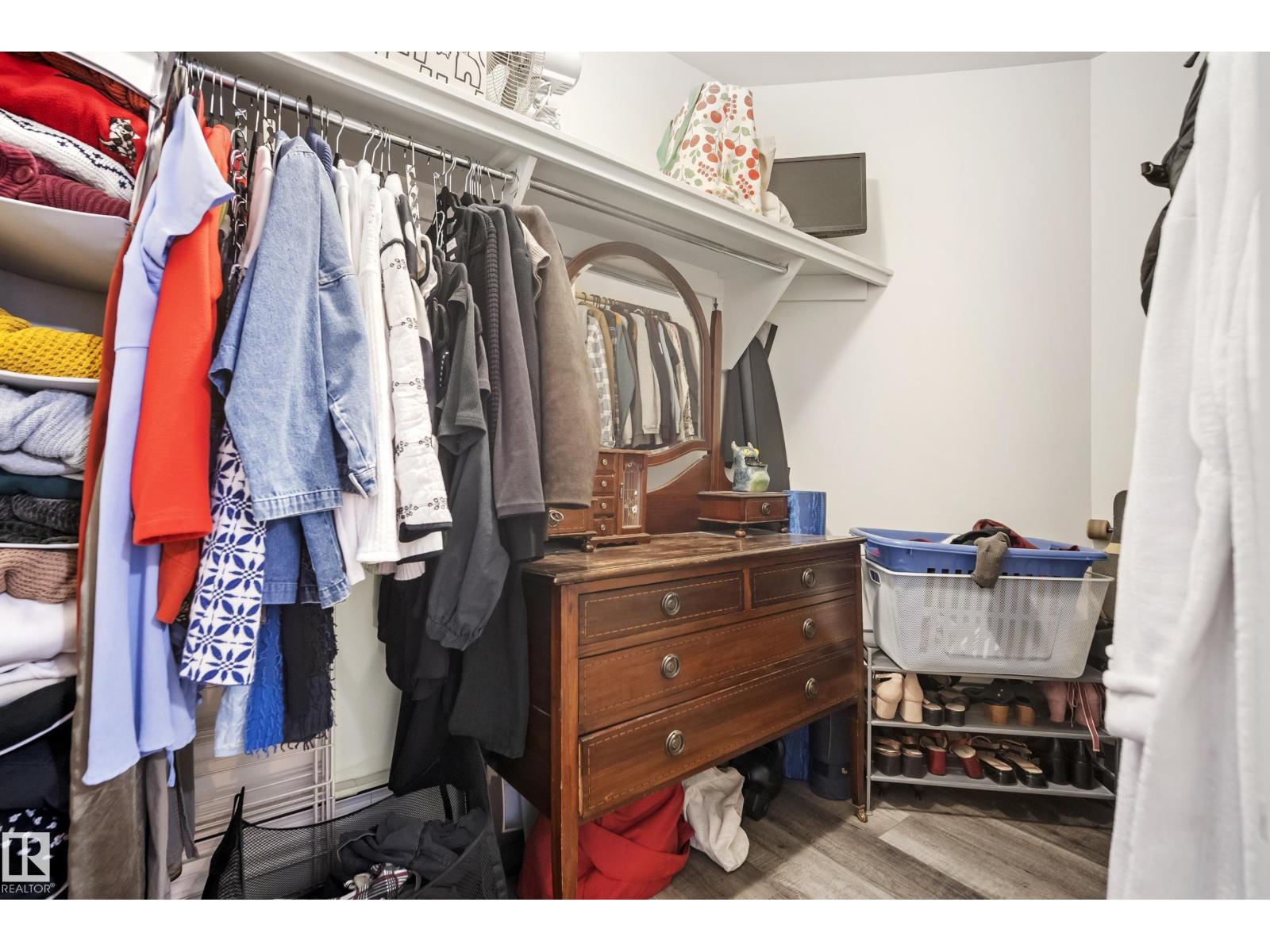 #103 9715 110 ST NW, Edmonton