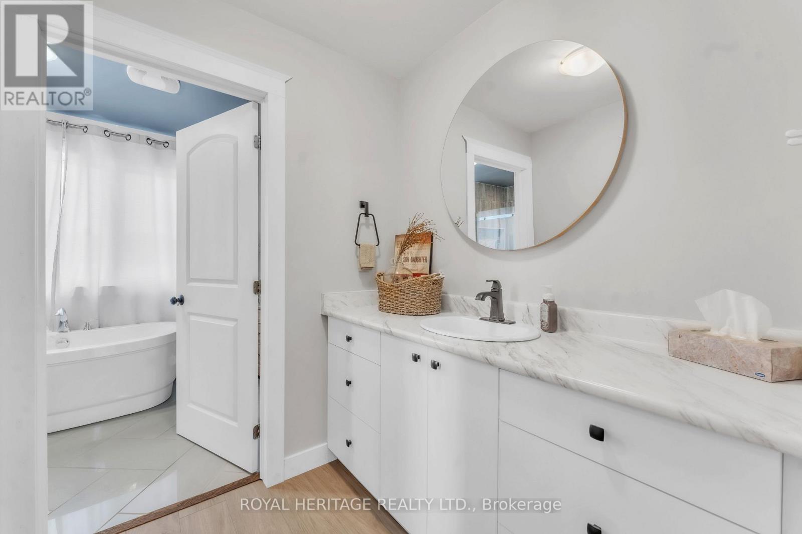Master Ensuite