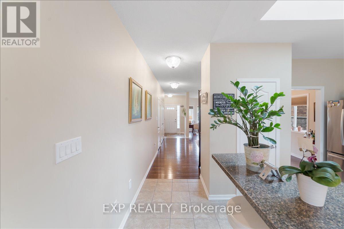 1376 BUTLER STREET — photo 18