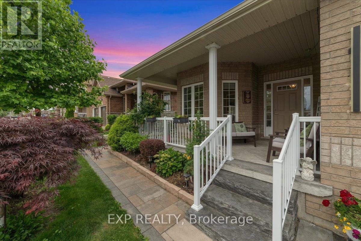 1376 BUTLER STREET — photo 3
