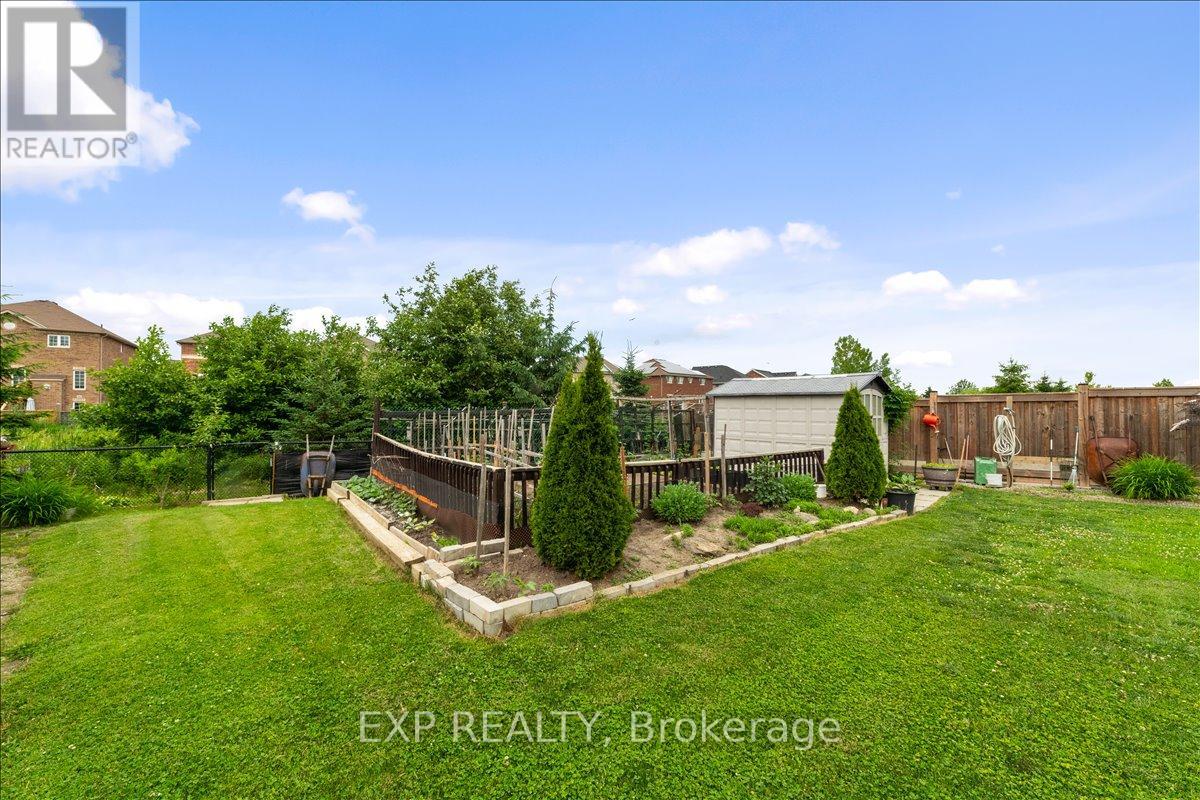 1376 BUTLER STREET — photo 40