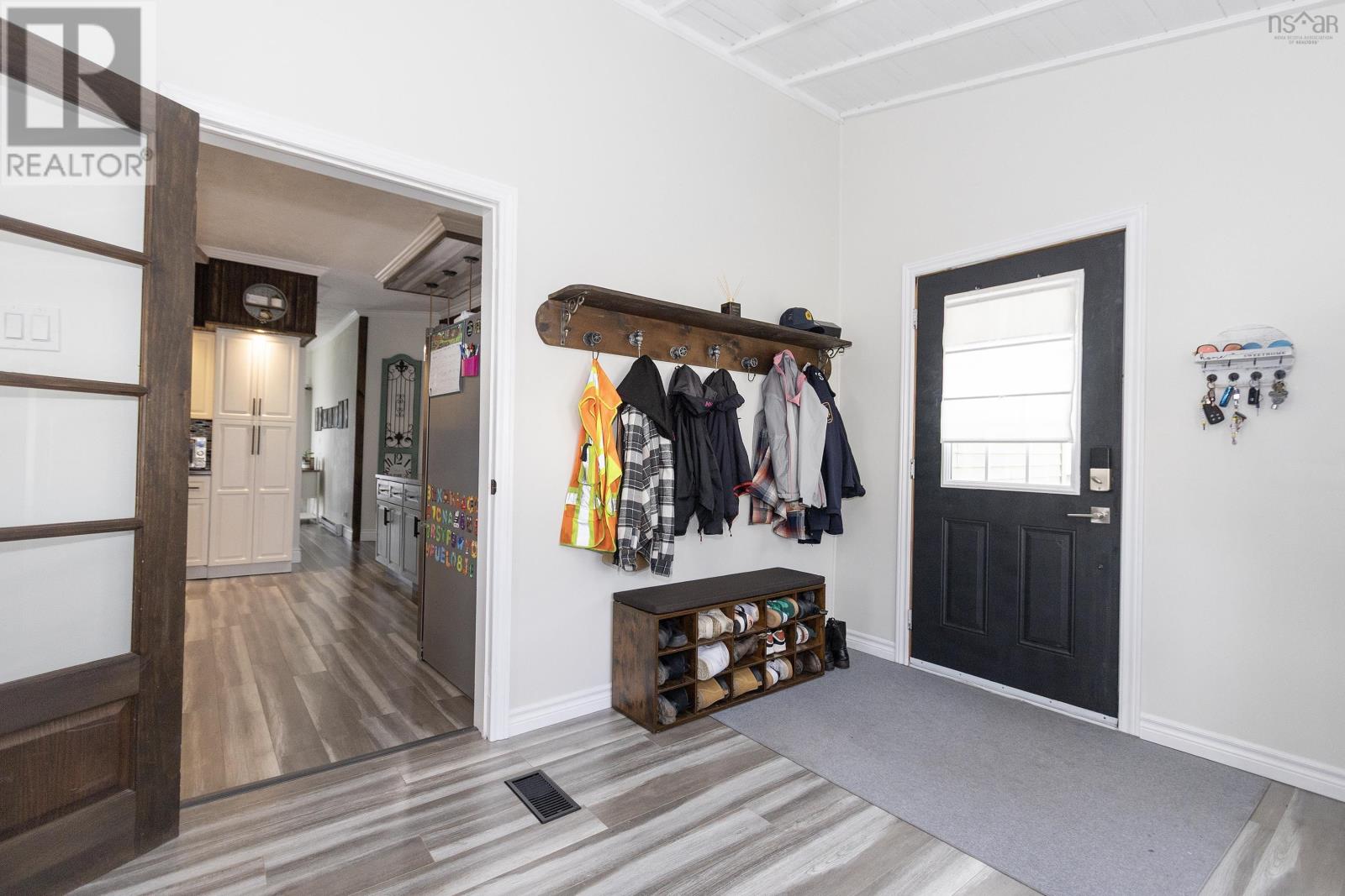 Property 11 of 40 of 28 Westminster Avenue