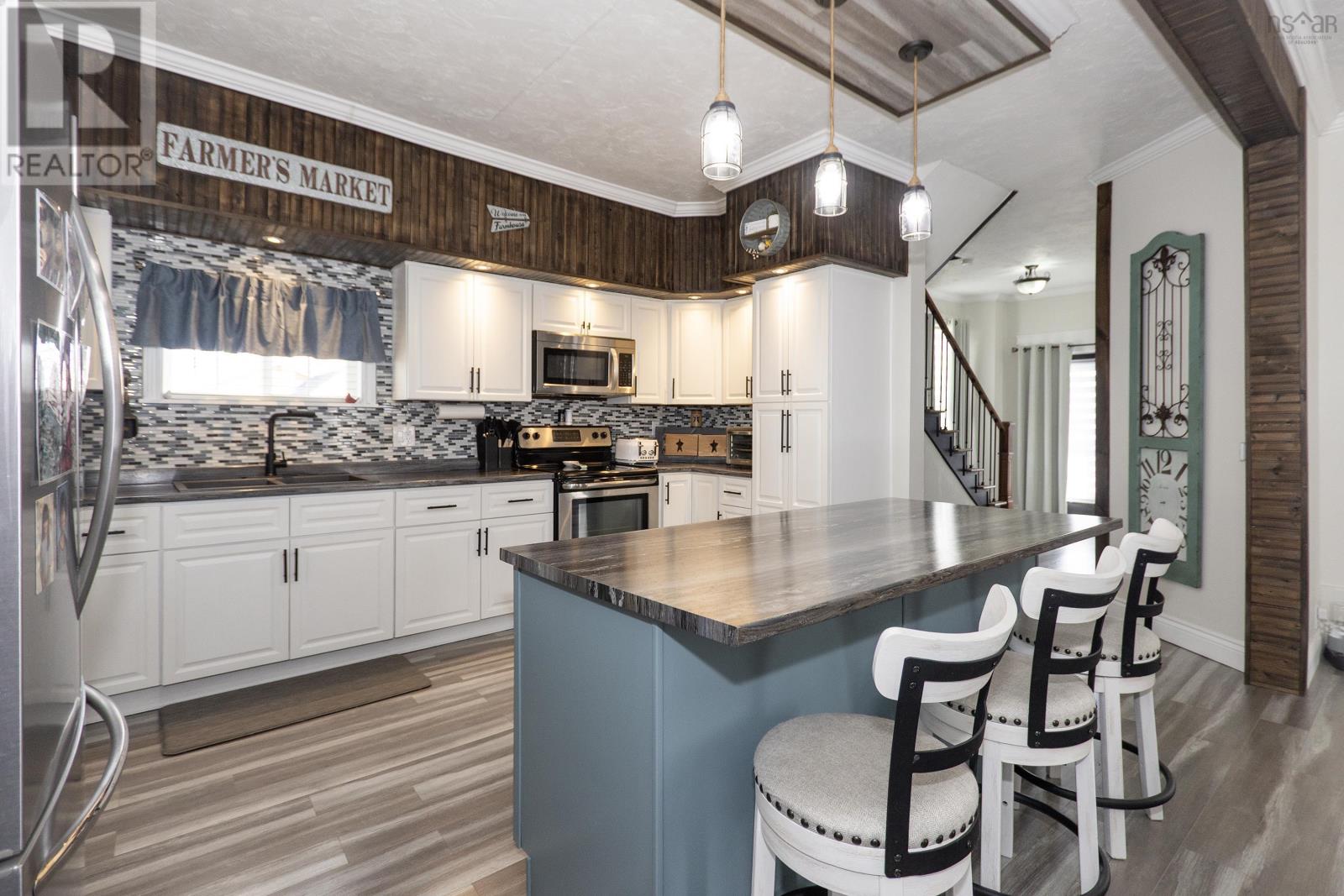 Property 15 of 40 of 28 Westminster Avenue