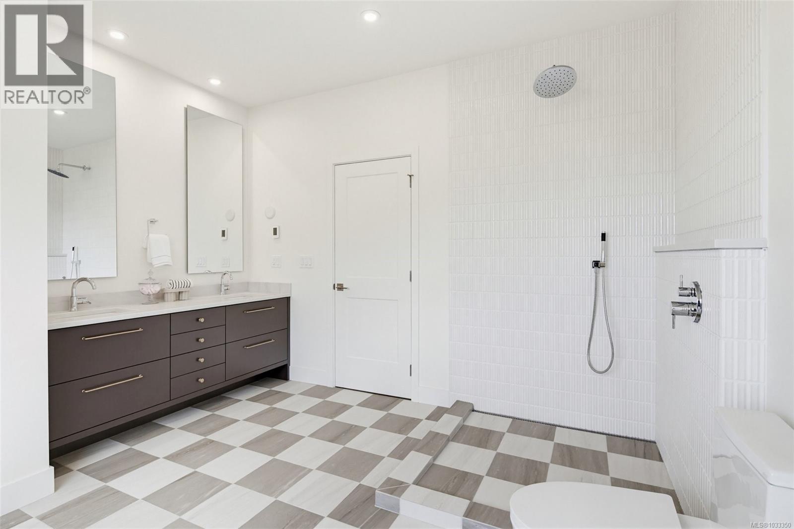 1248 Cedarbrook Way - 52