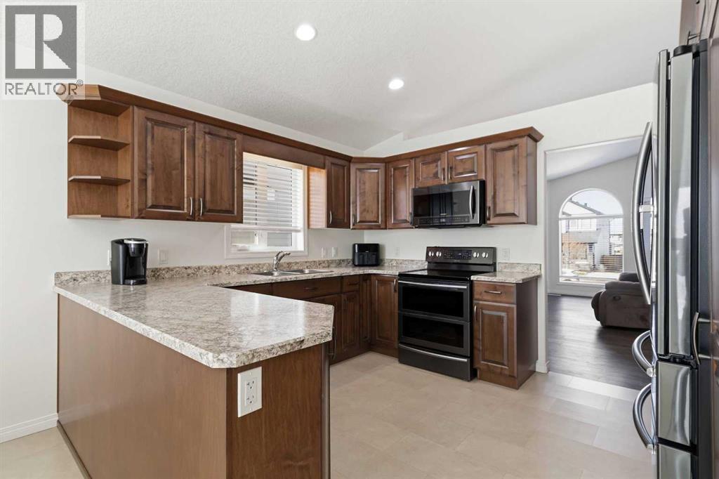 245 Warren Way, Fort McMurray