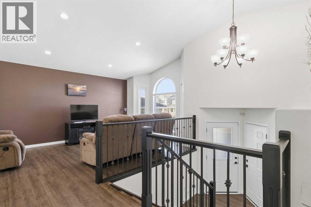 245 Warren Way, Fort McMurray