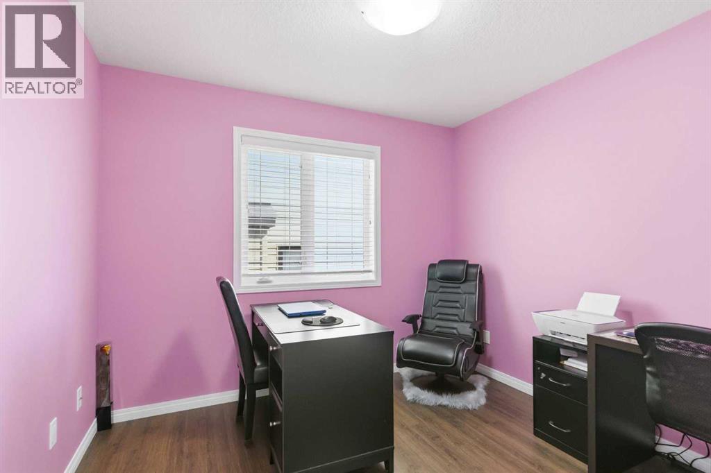 245 Warren Way, Fort McMurray