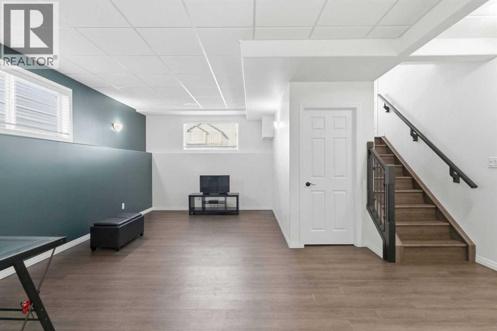 245 Warren Way, Fort McMurray