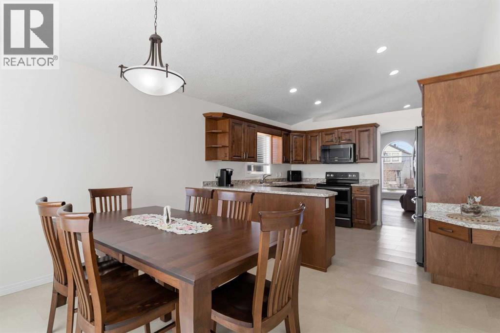 245 Warren Way, Fort McMurray